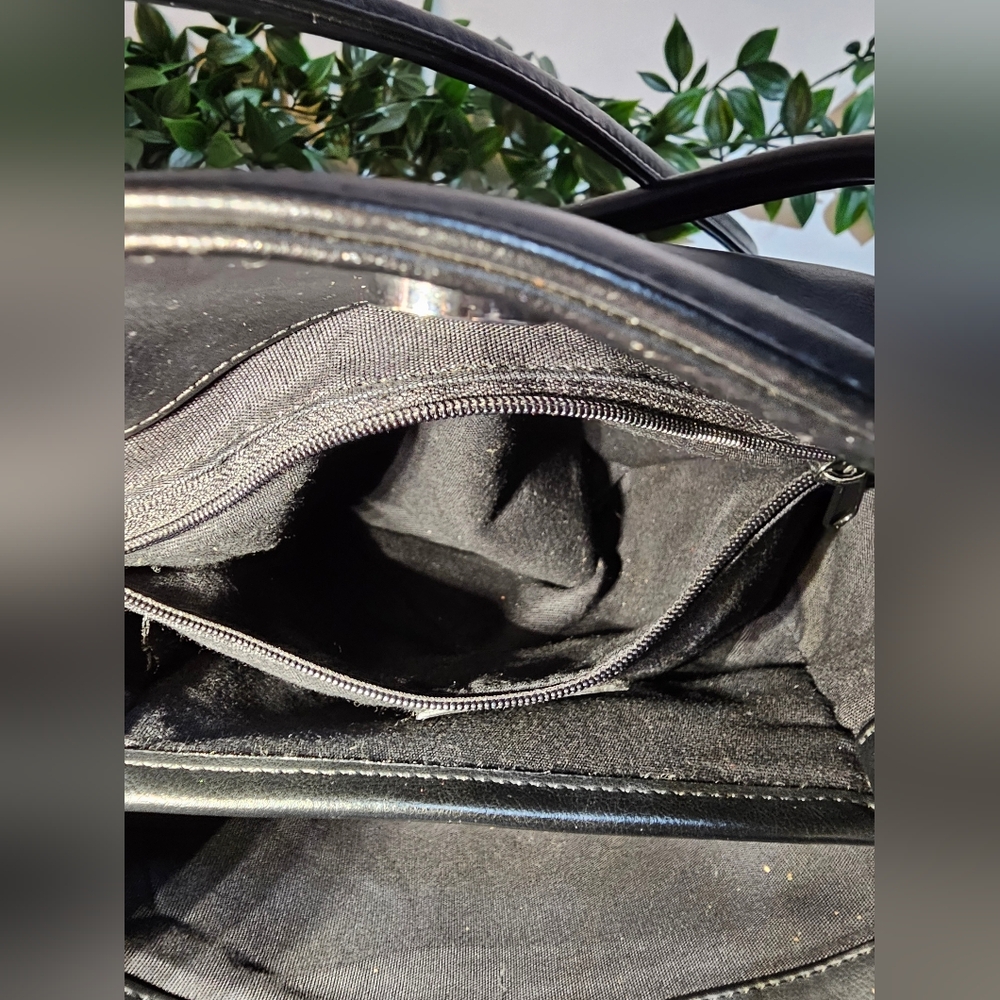 ​🔥 Y2K VINTAGE Nine West Black Shoulder Bag Tote Minimalist - Picture 5 of 6